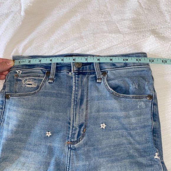 Abercrombie & Fitch Embroidered Simone High Rise Ankle Skinny Jeans - Picture 4 of 6